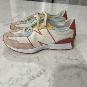 Girl new balance sneaker